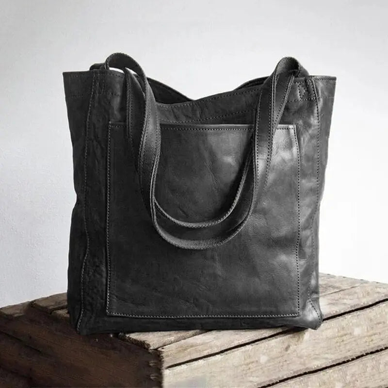 Amelia's Leather Classic Clutch | A Bag for a Lifetime Elsen Amsterdam
