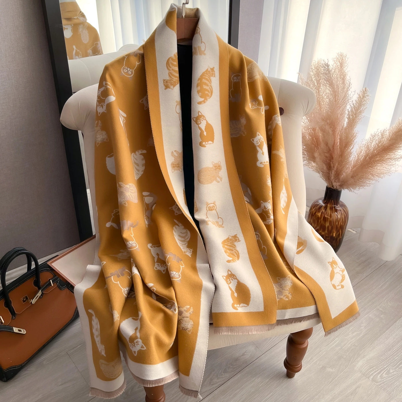 Purr-fectly Elegant Scarf – The Ultimate Winter Accessory for Cat Lovers