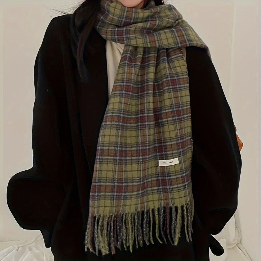 The Cozy Cabin Scarf: Thickened Green Plaid Wrap