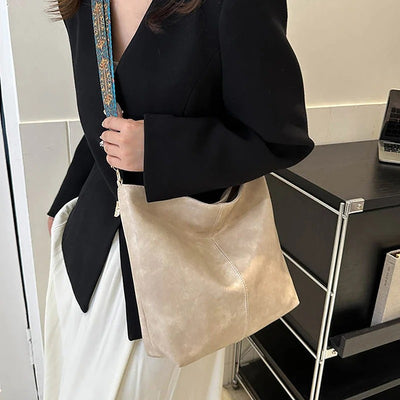 Retro Chic Sling bag